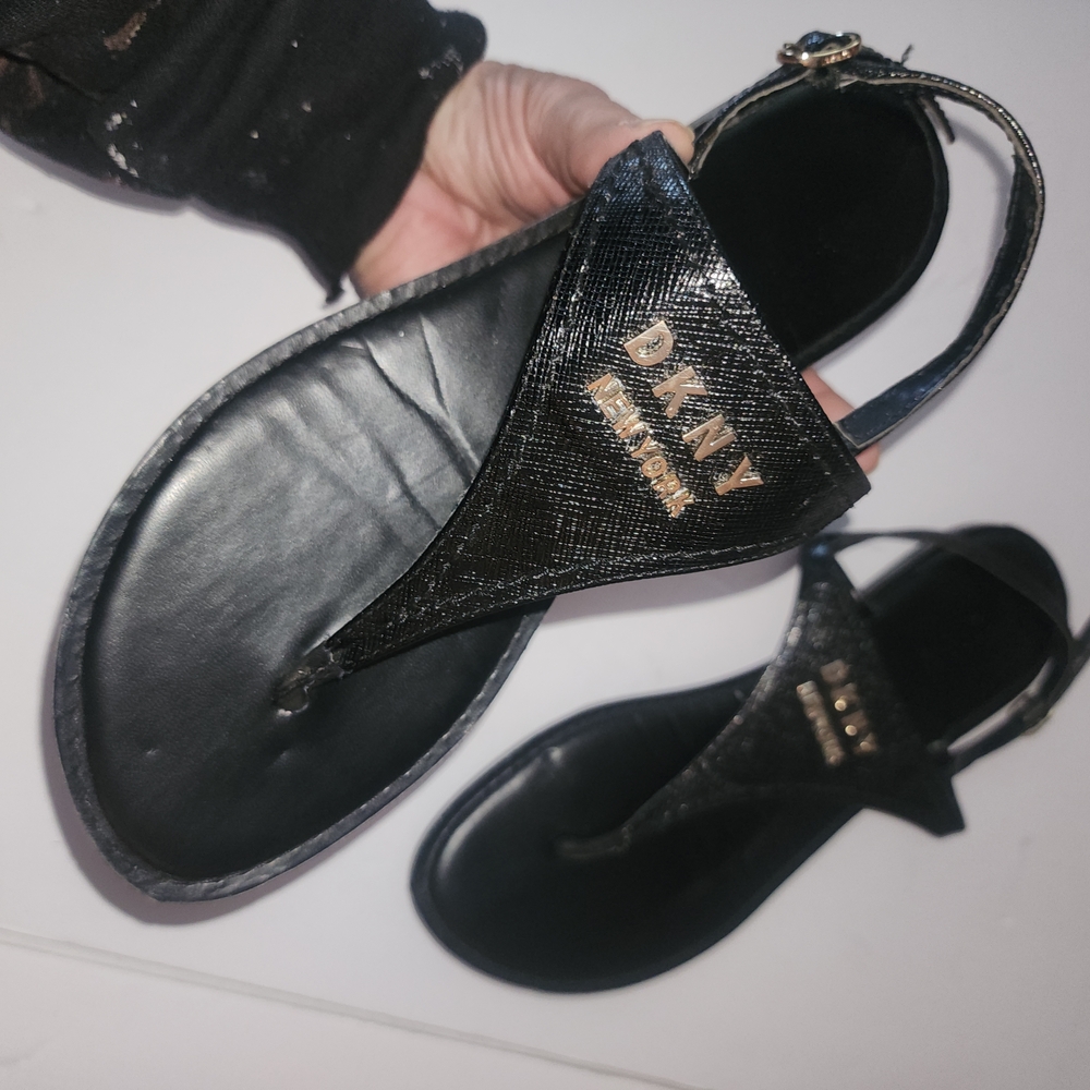 DKNY Shiny Black Sandals
